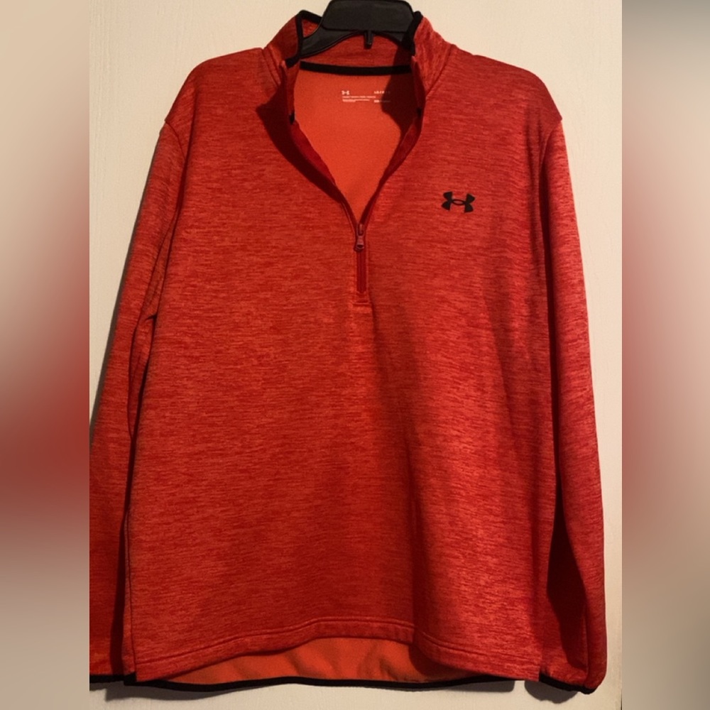 Men’s pullover….
